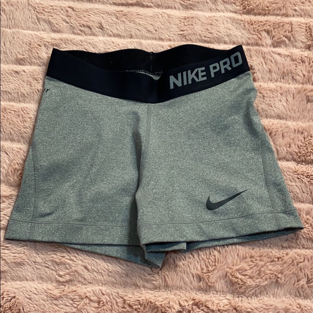 Nike pros